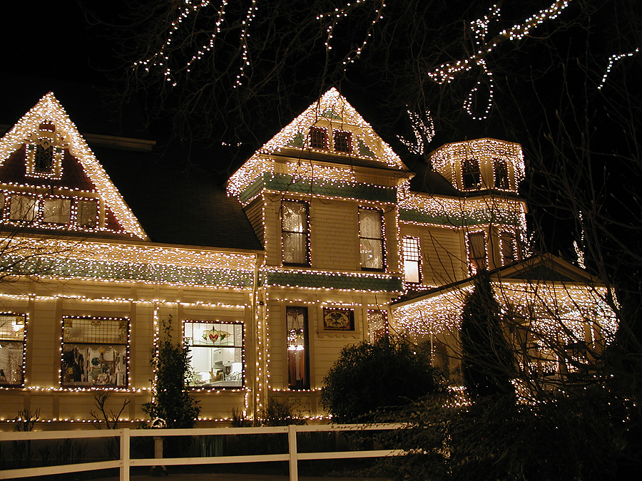 Mission Viejo Christmas Lights Installed